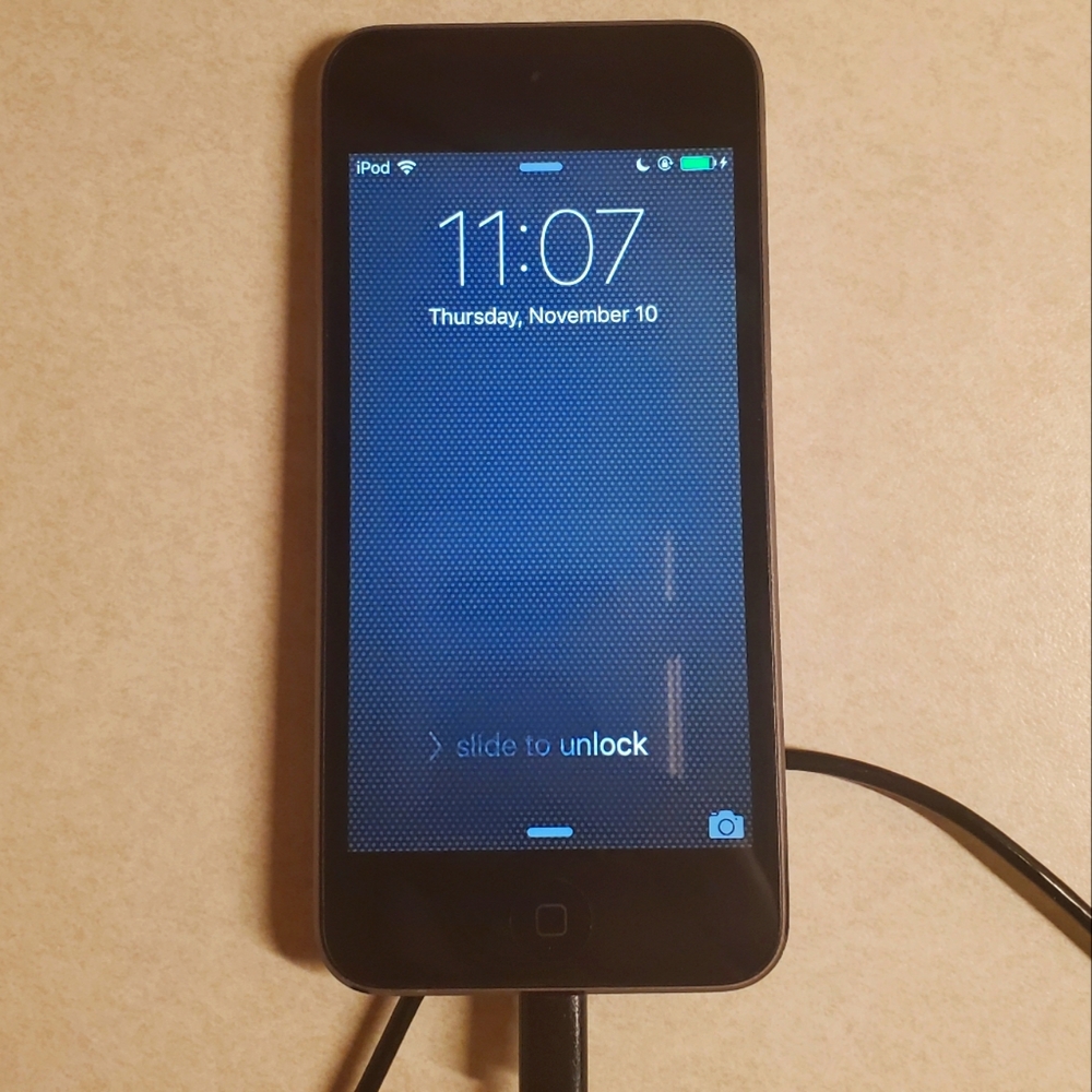 Apple iPod Touch (5th Gen.) - 16 GB - Silver (A1421)